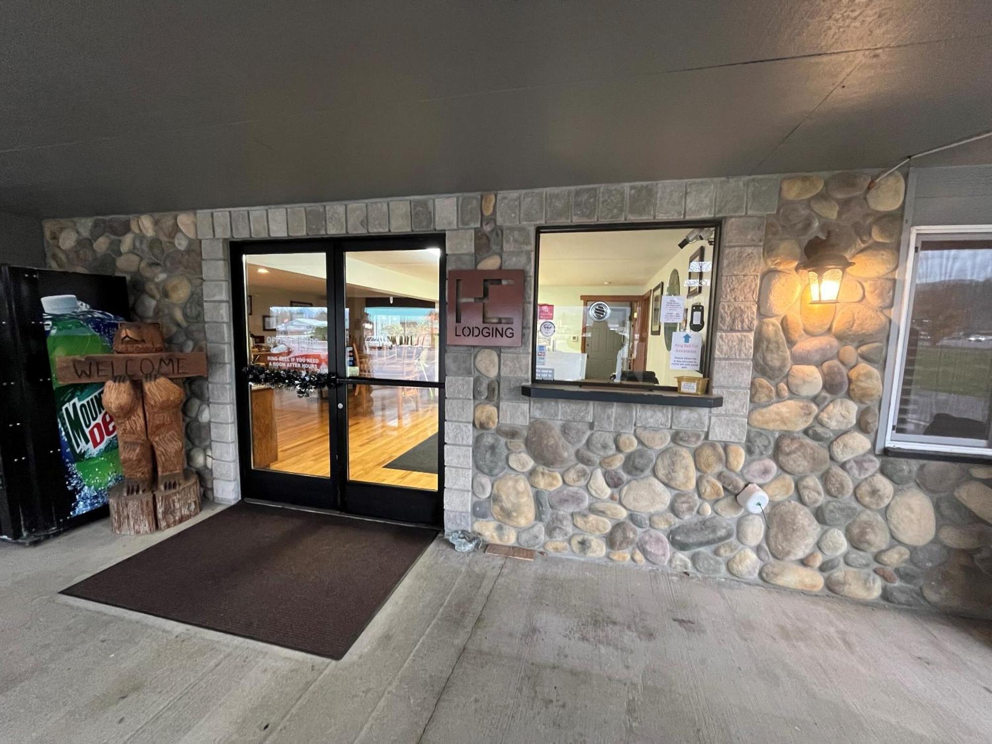 Seasons Motel Morton Eksteriør bilde