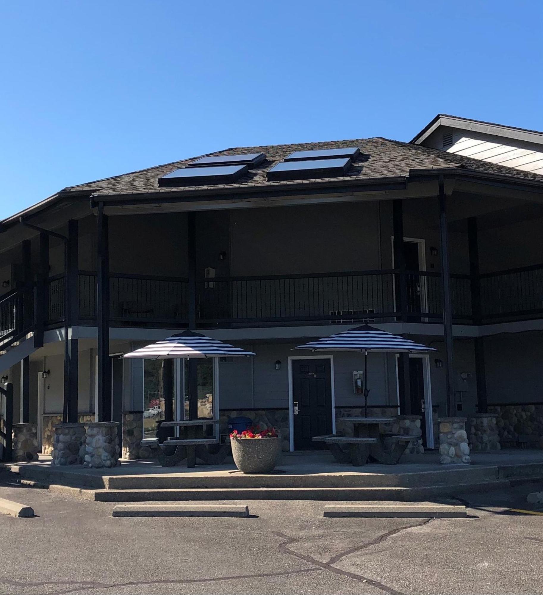 Seasons Motel Morton Eksteriør bilde